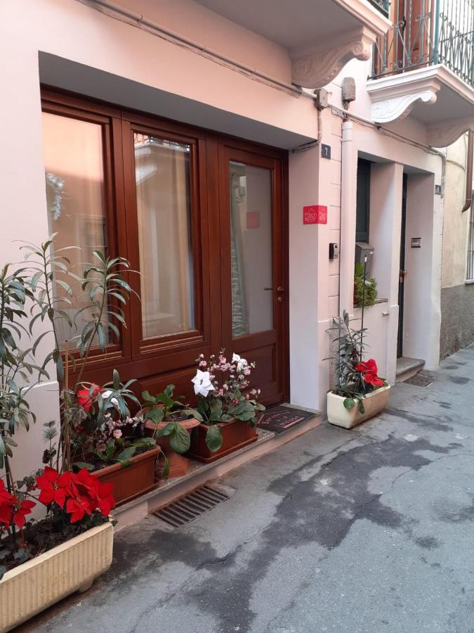 Chambres D'Hotel A Rosy 奥斯塔 外观 照片