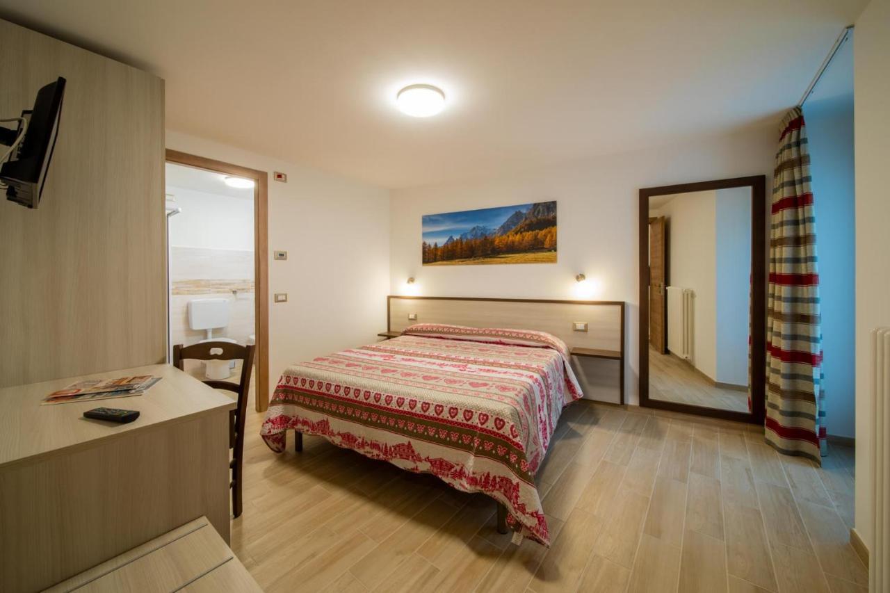 Chambres D'Hotel A Rosy 奥斯塔 外观 照片